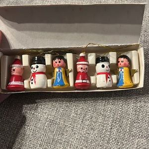 VINTAGE Petite Noel Handpainted Wooden Christmas Ornaments Taiwan